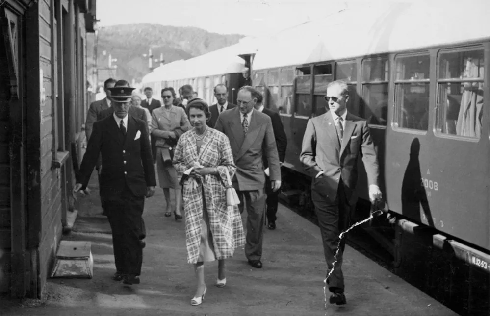 Queen Elizabeth II and HRH Prince Philip at Kaitoke station, 1954