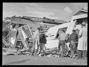 Image: Queens Avenue Houses, Hamilton Tornado, 1948