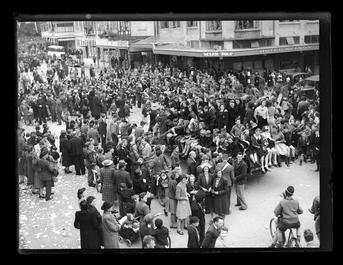 Victory Japan (VJ Day), Nelson