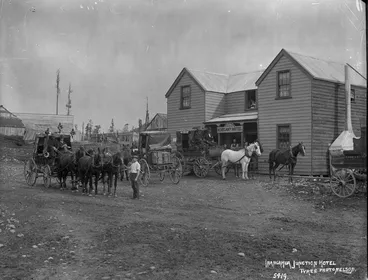 Image: Inangahua Junction Hotel