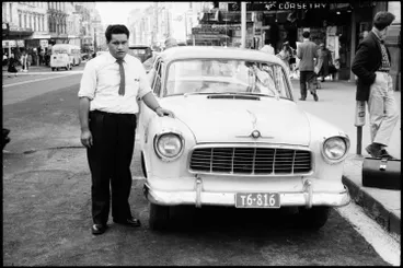 Image: Taxi driver, Queen Street, Auckland, 1960