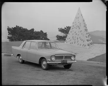 Image: Sengraphic Studios, Ford cars