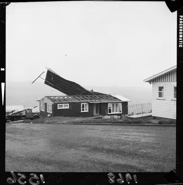 Image: House in Kingston, Wellington, damaged by Wahine storm