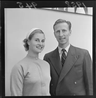Image: Engagement photo of Annette Burnt and Bruce Mackie