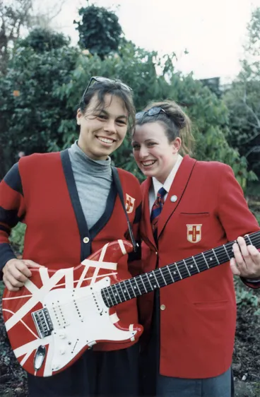 Image: Xtra Smokefree Rockquest regional finals; Sasha Kljakovic, Rachel Service from third band, 'Thumbnail'.