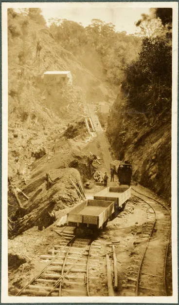 Image: Quarry showing loco terminus and incline to quarry, Huia Dam, 1928