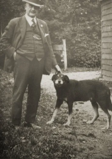 Image: Mr William Richard Keys. Portrait with Dog [P1-4-49]