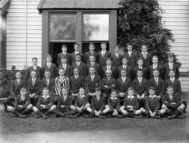 Image: Formal class photo, Christ's College, Christchurch