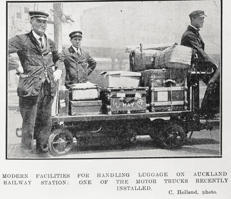 Modern facilities for handling luggage on Auckland Railway Station