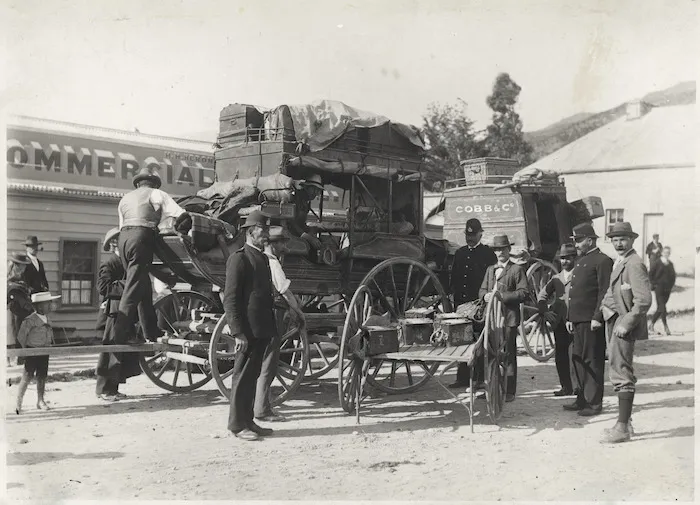 Gold escort, Roxburgh, Central Otago - Photograph taken by J H Ingley