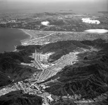 Image: Wainuiomata - Hutt Valley - Wellington (11831/11846)