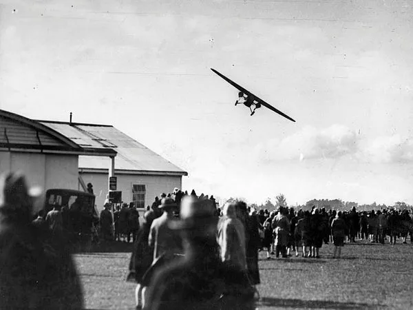 MUS090235