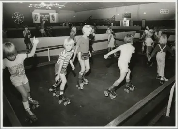 Image: Children skating at Skateways