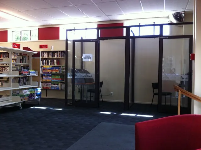 PC suites, Mangakino Library