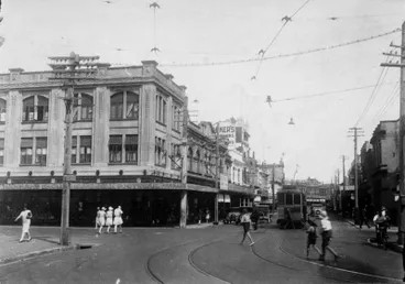 Image: Hastings Street, Napier