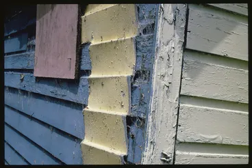 Image: Bach at Anawhata