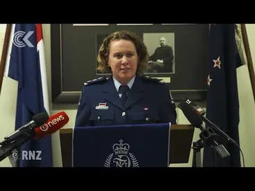 Image: Pipe bombs used in attempt to break into Hamilton ATM machine