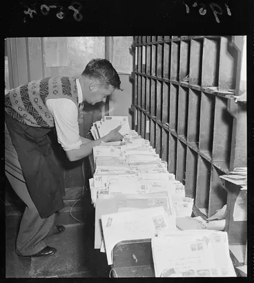 Image: Christmas mail activities