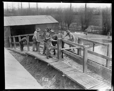 Image: The New Zealand Divisional horse dip