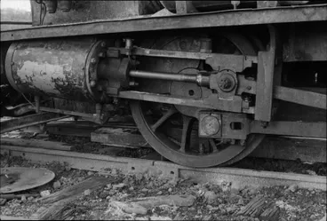 Image: Photograph of locomotive F 185