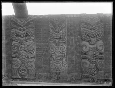 [Hotunui interior - Poupou and tukutuku panels]