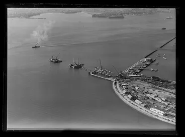 Image: Auckland Harbour Bridge