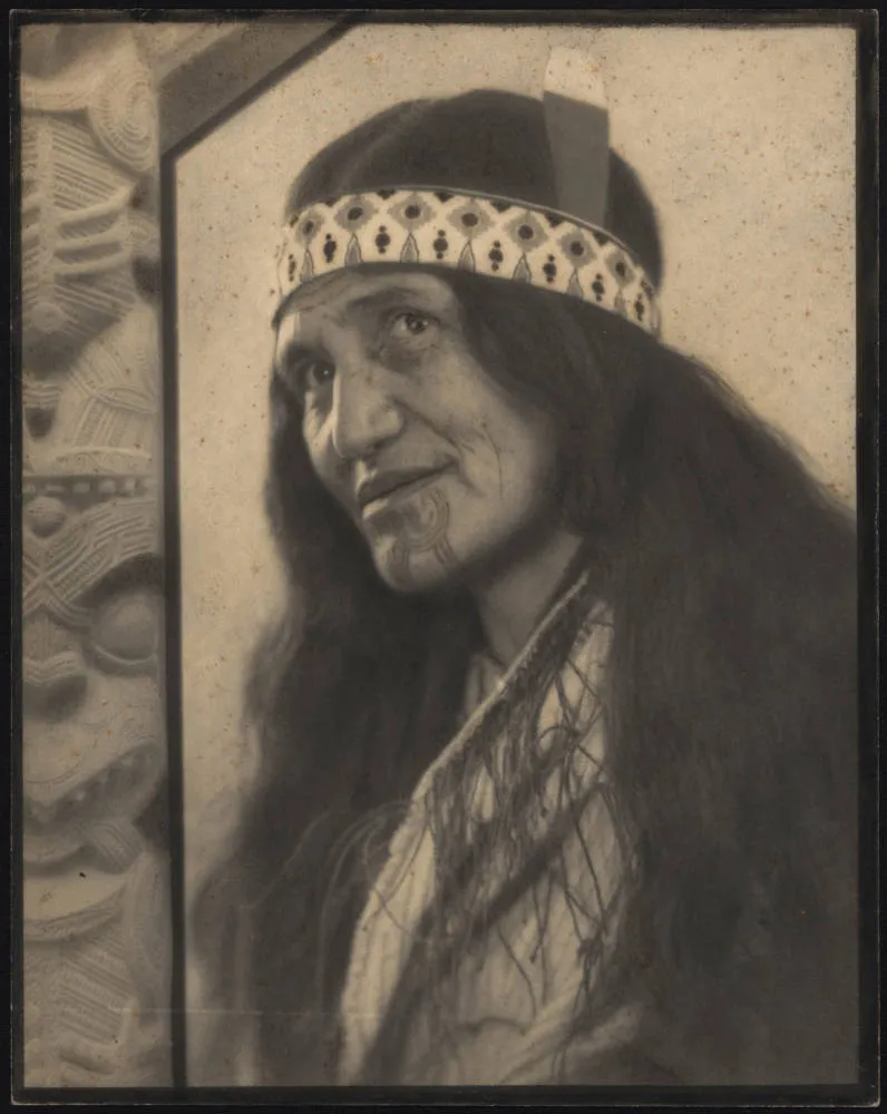Te Wahine (Māori Woman)