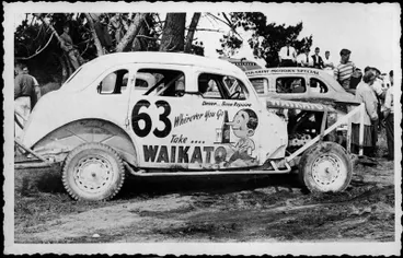 Image: A Waikato Breweries stock car