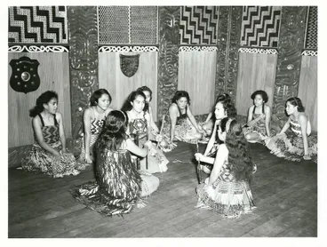 Image: Whakarewarewa Maori School