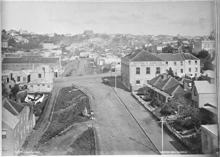 Auckland panorama from the Albert Street Fire Bell, 1884