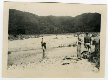 Image: "How to cross a river without getting your feet wet," The 1950 tramp back to the Orongorongo Valley, Presbyterian Harrier Club - Wellington
