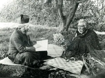Image: Catholicism and Māori: Priest and Māori-Pākehā parishioner in Wairoa