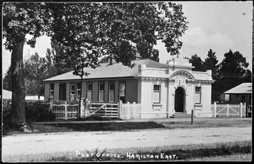 Image: "Post Office, Hamilton East"