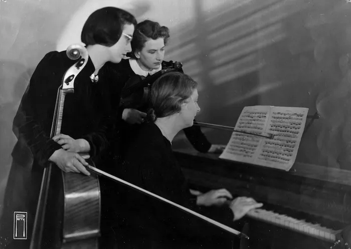 Marie Vandewart, Erika Schorss and Dorothy Davies