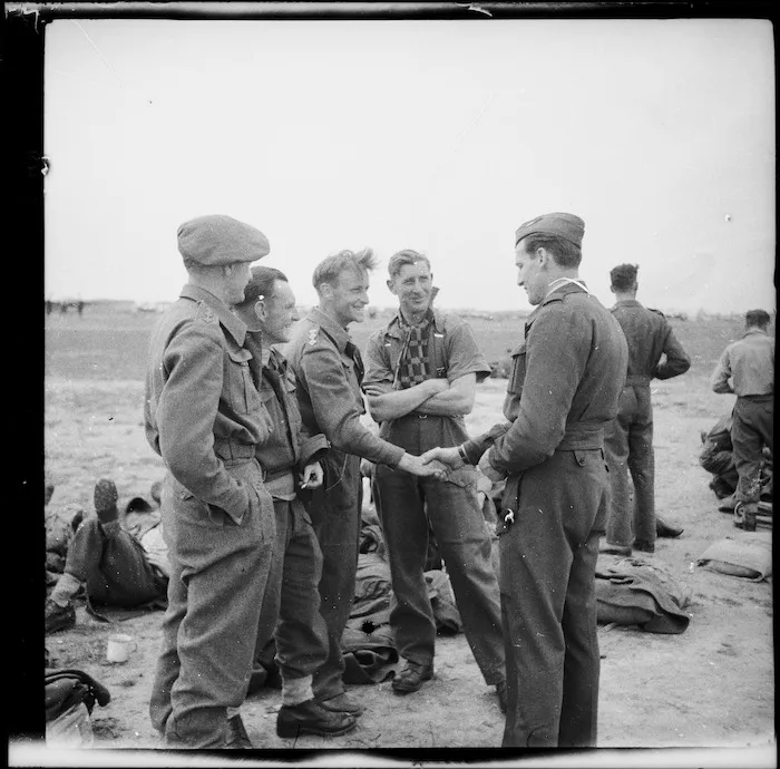 Liberated New Zealand prisoners of war - Photograph taken by Lee Hill