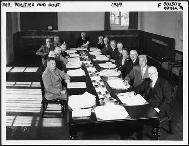 Image: Labour cabinet ministers before leaving office