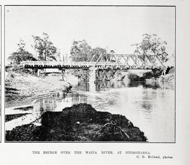 The bridge over the Waipa River, at Otorohanga