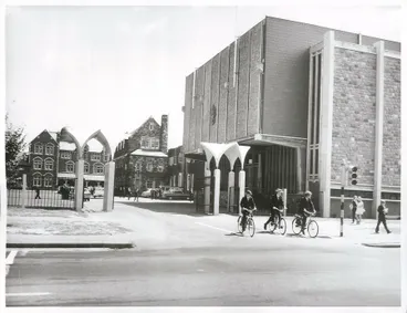 Image: Schools - Secondary - Christ's College