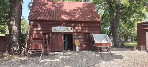 Cobb &amp; Co Stables