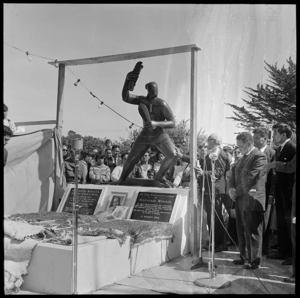 Dr Maharaia Winiata memorial unveiling memorial. Statue.