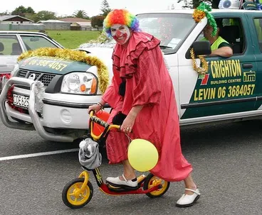 Image: Xmas Parade 2007 - Clown