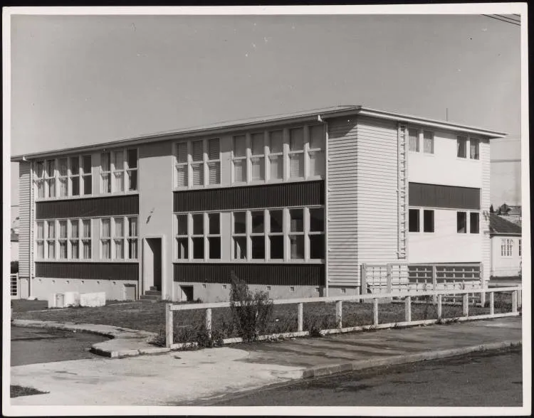 Duplex flats on Hendon Avenue, Mount Albert, 1960