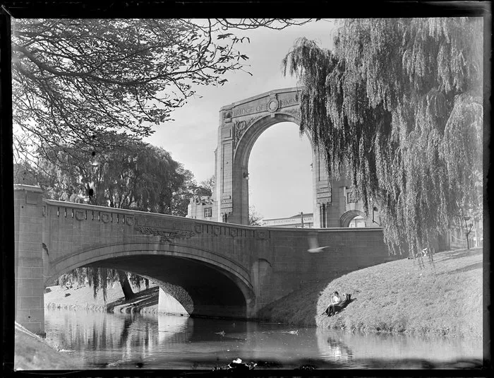 Avon River, including Bridge of Remembrance, Cashel Street, Christchurch