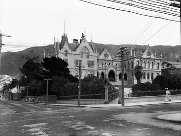 Image: Parliament Buildings and General Assembly Library, corner of Sydney and Molesworth Streets, Wellington
