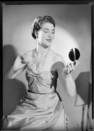 Image: Model wearing Chandelier necklace