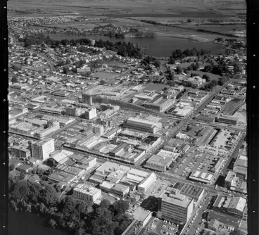 Image: Hamilton, including city buildings and Lake Rotoroa