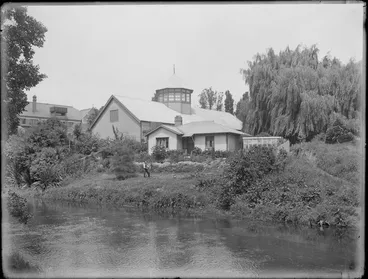 Image: Homes and Christ's College gymnasium along side Avon River, Christchurch