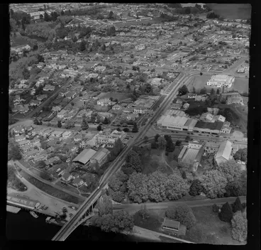 Image: Waikato Breweries Limited and C L Innes and Company Limited, Hamilton