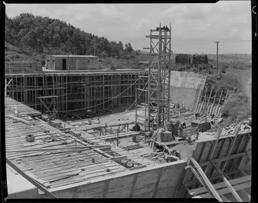 Image: Mt Albert Reservoir, Auckland, under construction by Williamson Construction Company