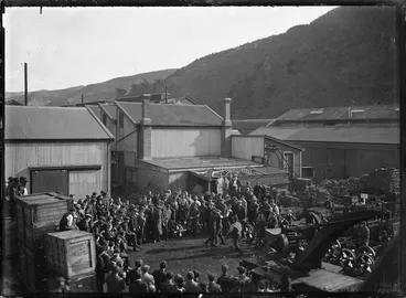 Image: Boxing match outside the Petone Railway workshops